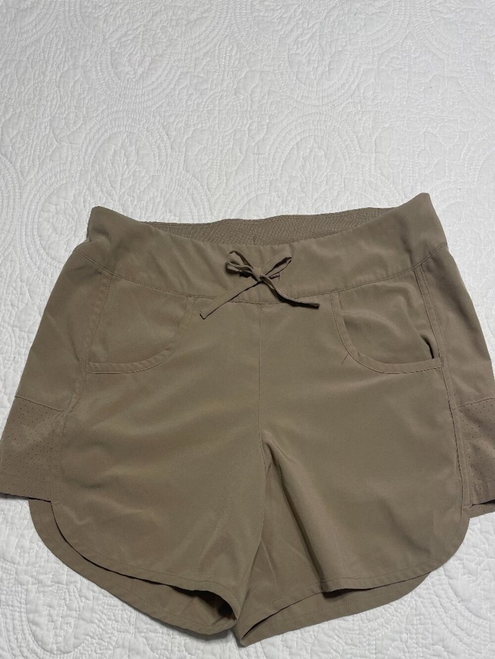 Magellan Outdoors Fish Gear Women's Shorts Size L